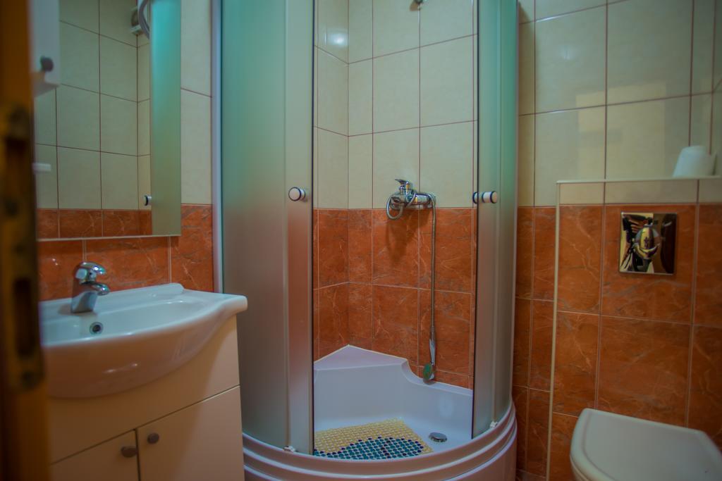 Apartments Nina Проманья Экстерьер фото